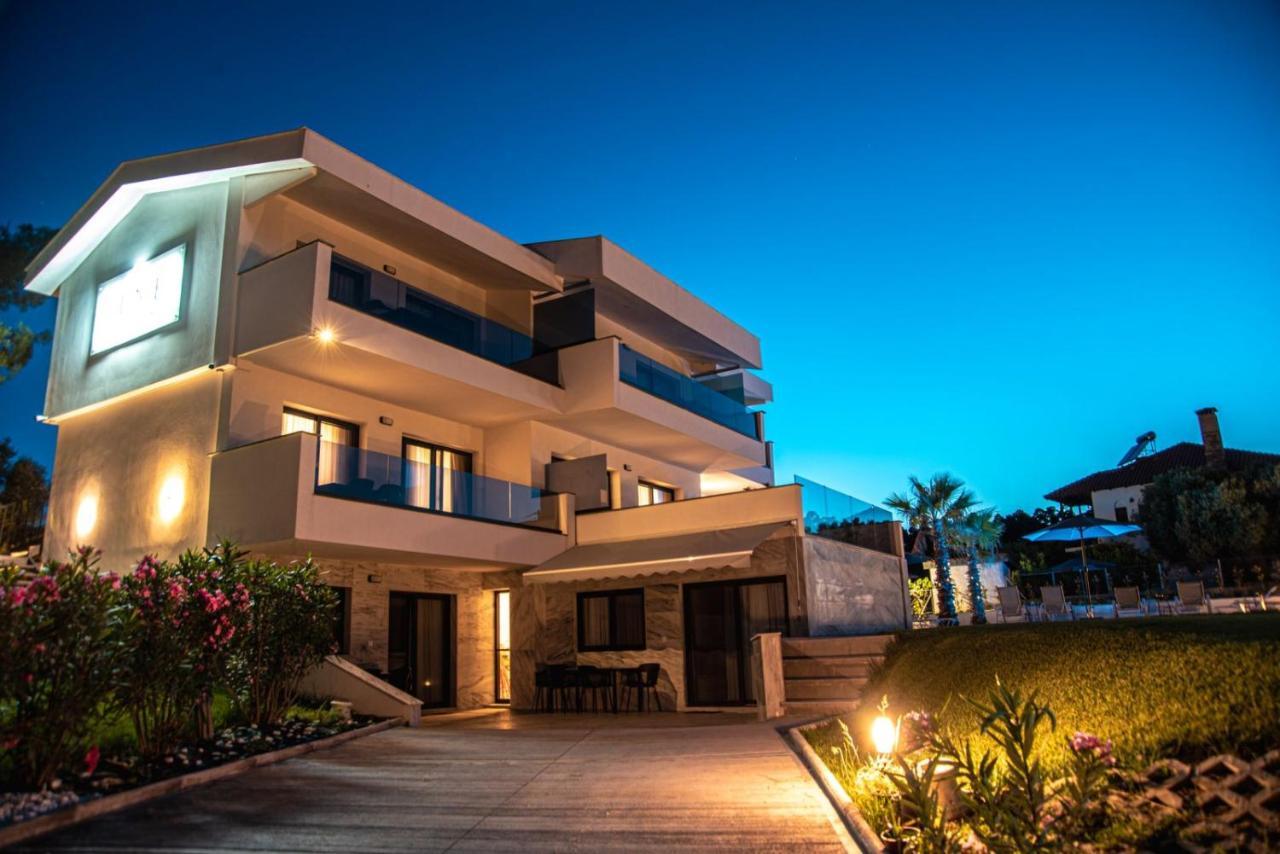 Pine Resort Polychrono Exterior photo