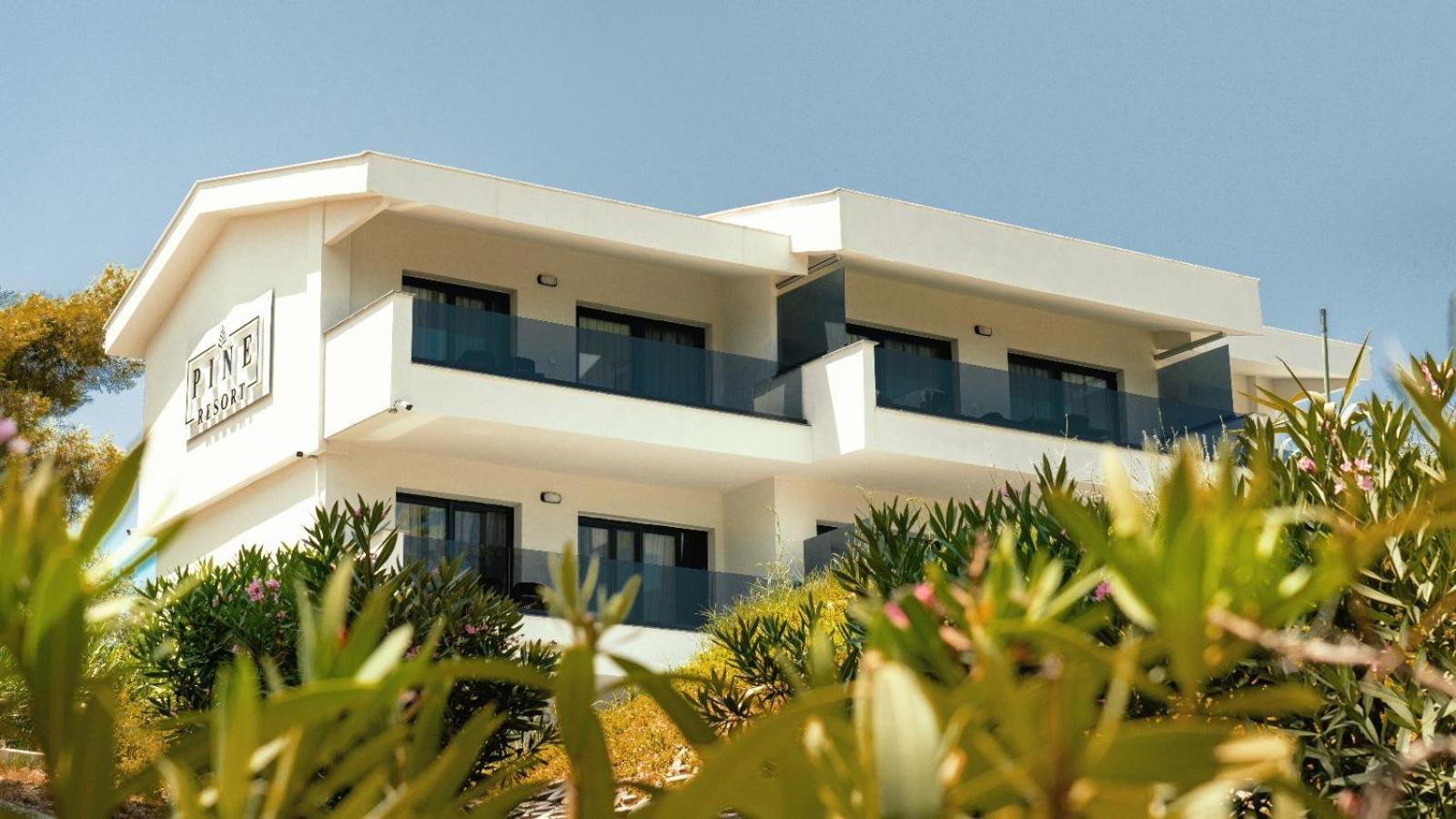 Pine Resort Polychrono Exterior photo